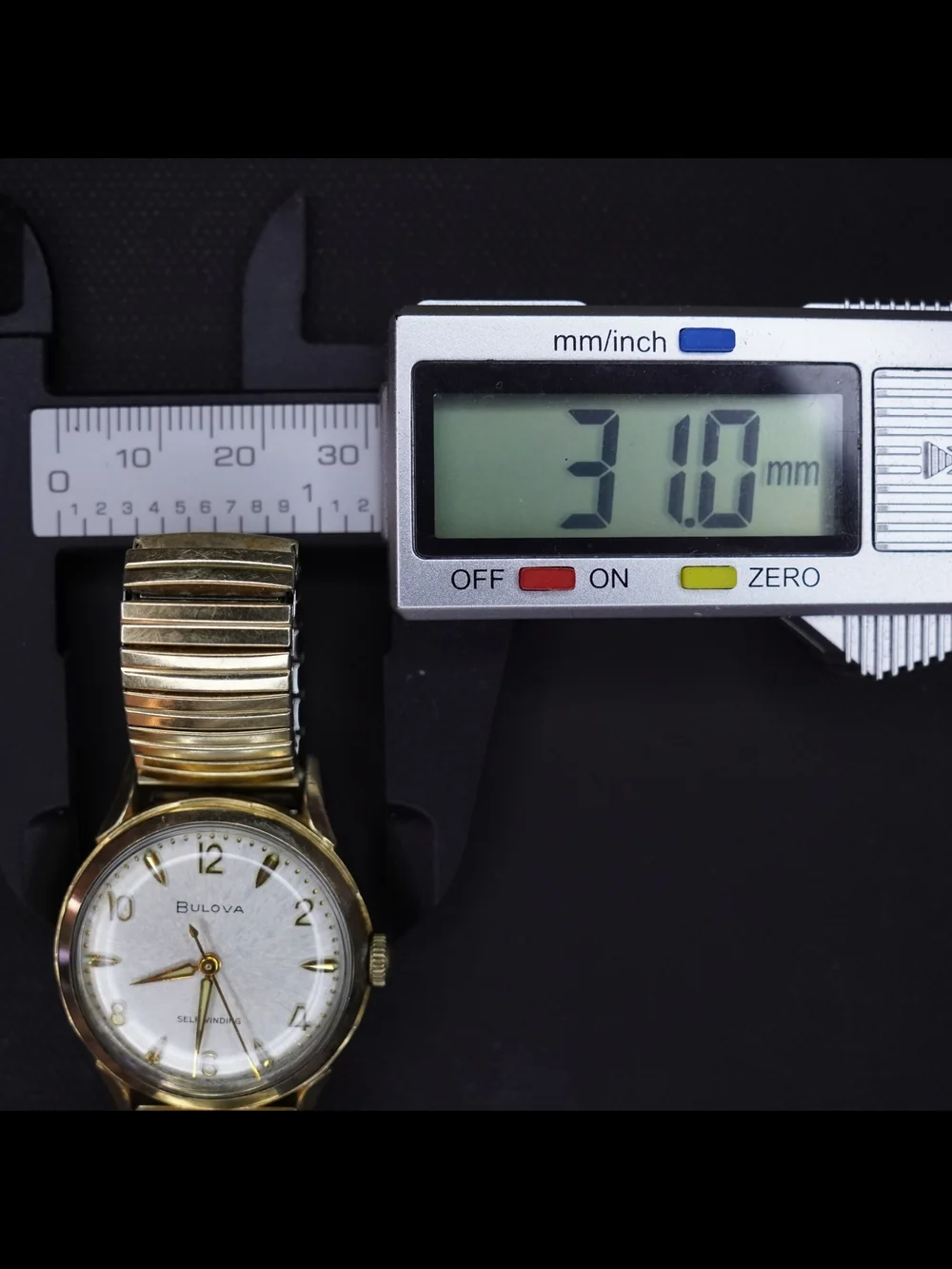 Vintage Bulova 1960s 10K RGP Self Winding 31mm Gold Tone Silver Dial Men's Watch